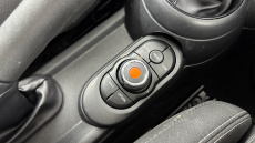 MINI Hatchback 2.0 Cooper S Classic 5dr Petrol Hatchback